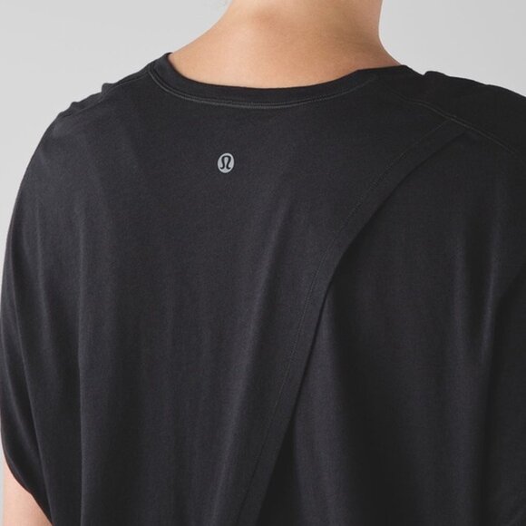 Lululemon Devout Short Sleeve Tee Split Back Tee Black - Picture 7 of 9